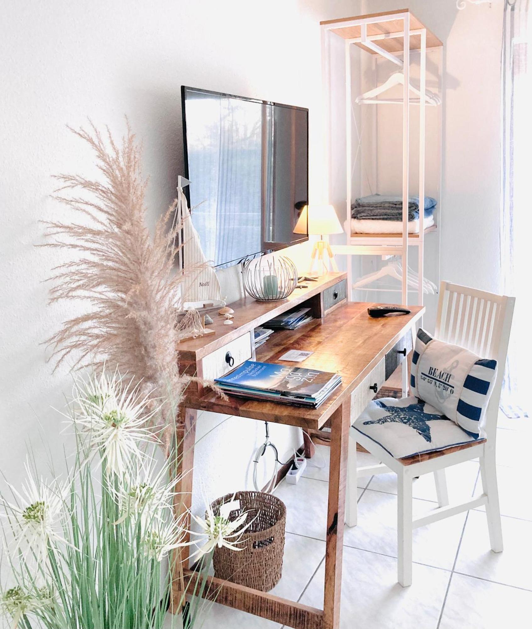 Seebrise Ferienwohnung, Auszeit In Ruhiger Lage, Bodensee Naehe, Privatparkplatz, Wlan, Smart Tv Rielasingen-Worblingen Dış mekan fotoğraf